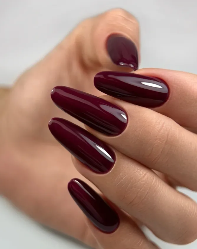 Trendy Nails Esmalte Semipermanente Rosso Note, 10ml — Photo 3