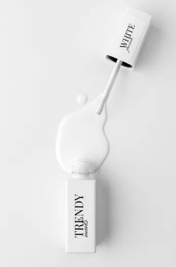 Trendy Nails Esmalte Semipermanente White French, 10ml — Photo 2