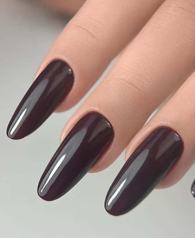 Trendy Nails Esmalte Semipermanente Black Purple, 10ml — Photo 2