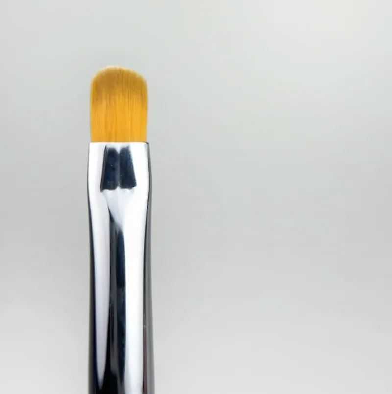 NAILSOFTHENIGHT Nail Art Brush Oval — Photo 2