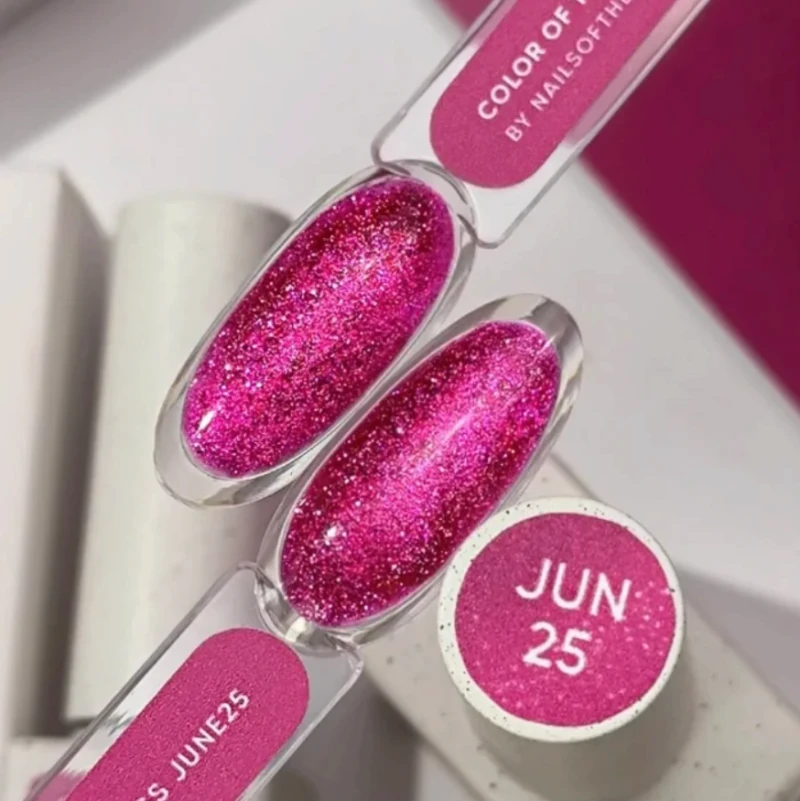 NAILSOFTHEDAY Color of the month Junio 2025 Cherry Kiss, 10ml — Photo 4