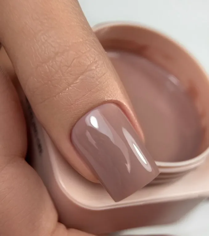 Trendy Nails Dream Base Legend, 15ml — Photo 2