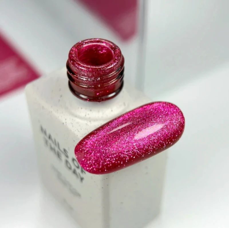 NAILSOFTHEDAY Color of the month Junio 2025 Cherry Kiss, 10ml — Photo 3