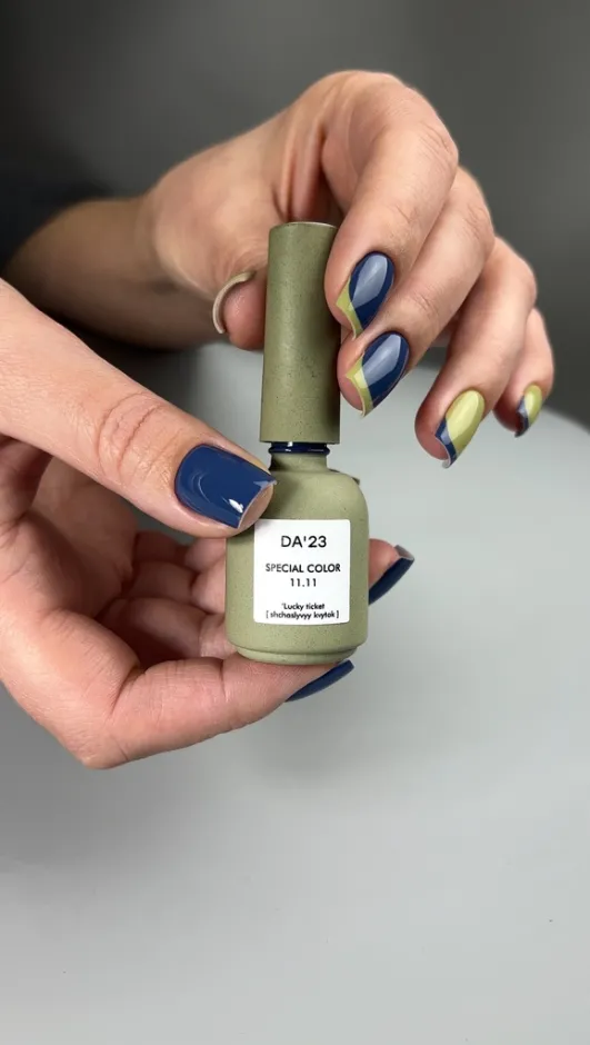 DA23 Esmalte Semipermanente Lucky Ticket, 8ml — Photo 3