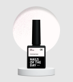 NAILSOFTHEDAY Cover base milk 05(shimmer), 10ml — Photo 6