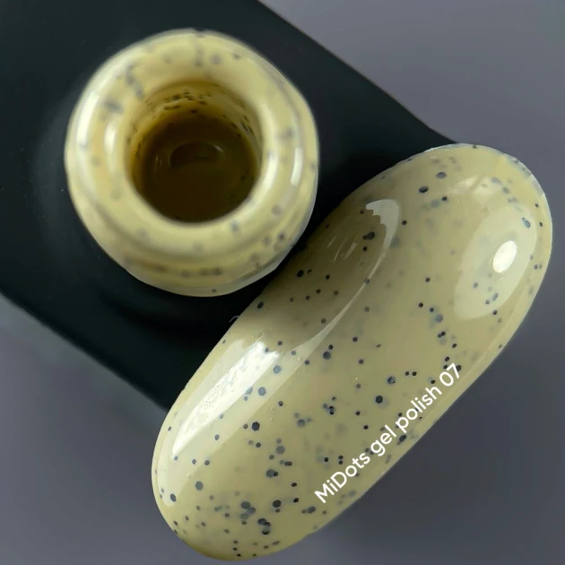 Catalog — Photo 15