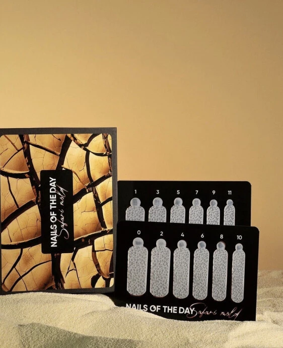 Catalog — Photo 23