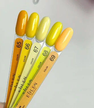 Esmaltes semipermanentes — Photo 17
