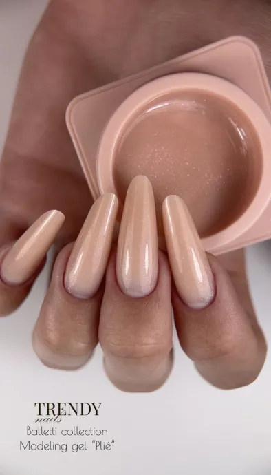 Modeling Gel Balletti — Photo 30