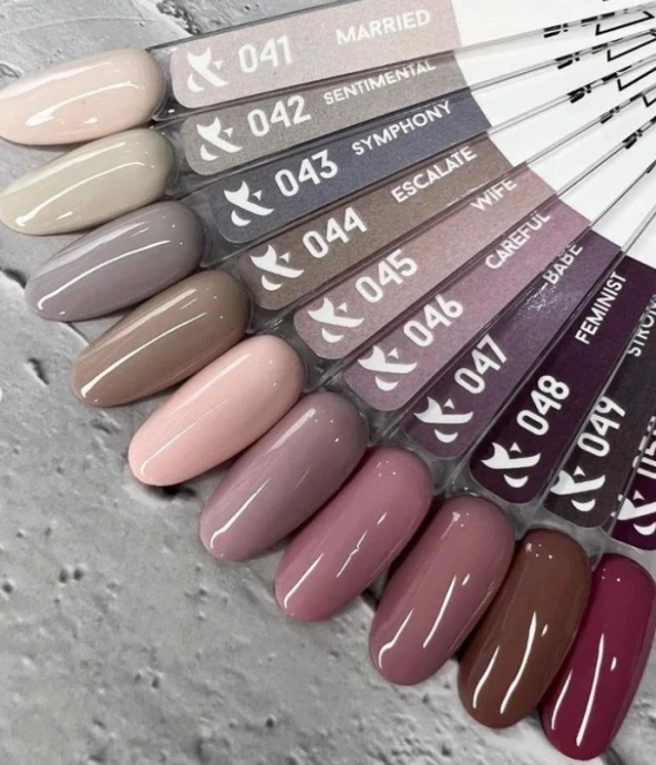 Bases, tops, esmaltes semipermanentes — Photo 37