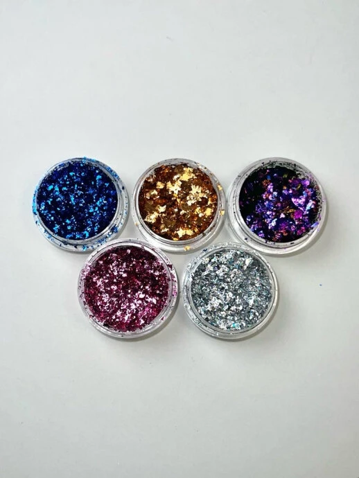 Catalog — Photo 12