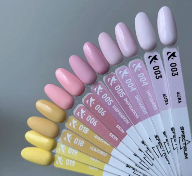 Esmaltes semipermanentes — Photo 31