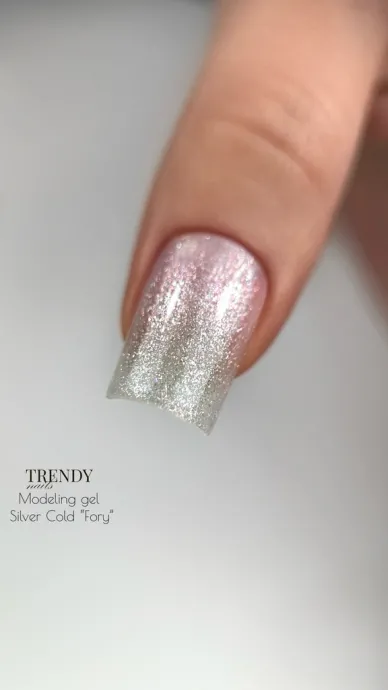 Modeling Gel Silver Cold — Photo 5