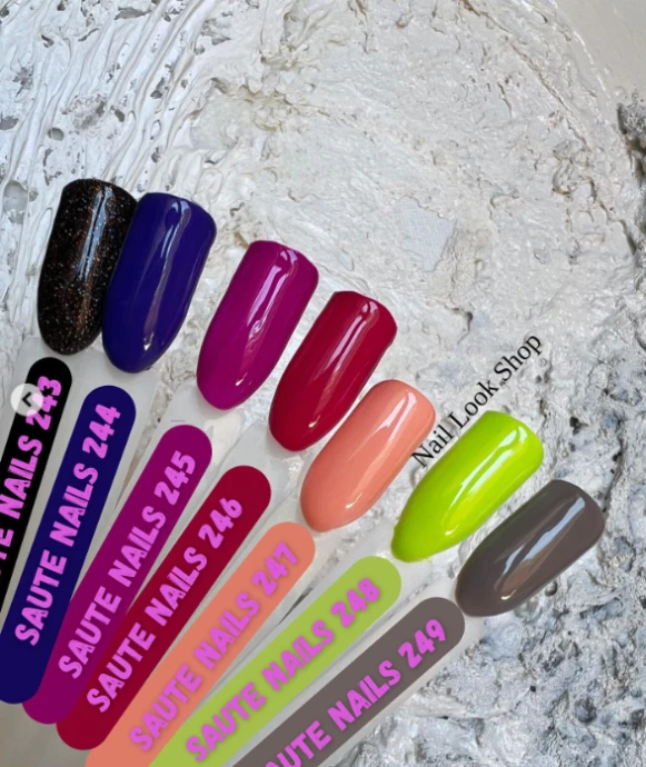 Bases, tops, esmaltes semipermanentes — Photo 15