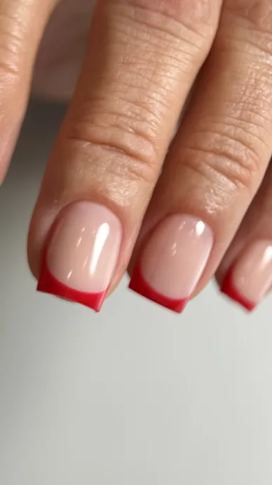 Bases, tops, semi-permanent nail polishes — Photo 1